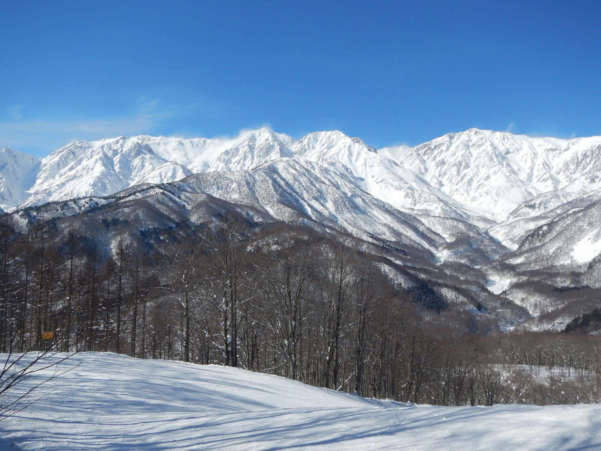 Villa Komakusa Хакуба Екстериор снимка